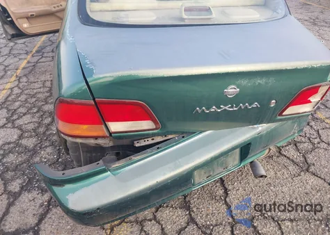 1997 Nissan Maxima Gle/Gxe/Se z USA, uszkodzony, nr VIN JN1CA21DXVT831618